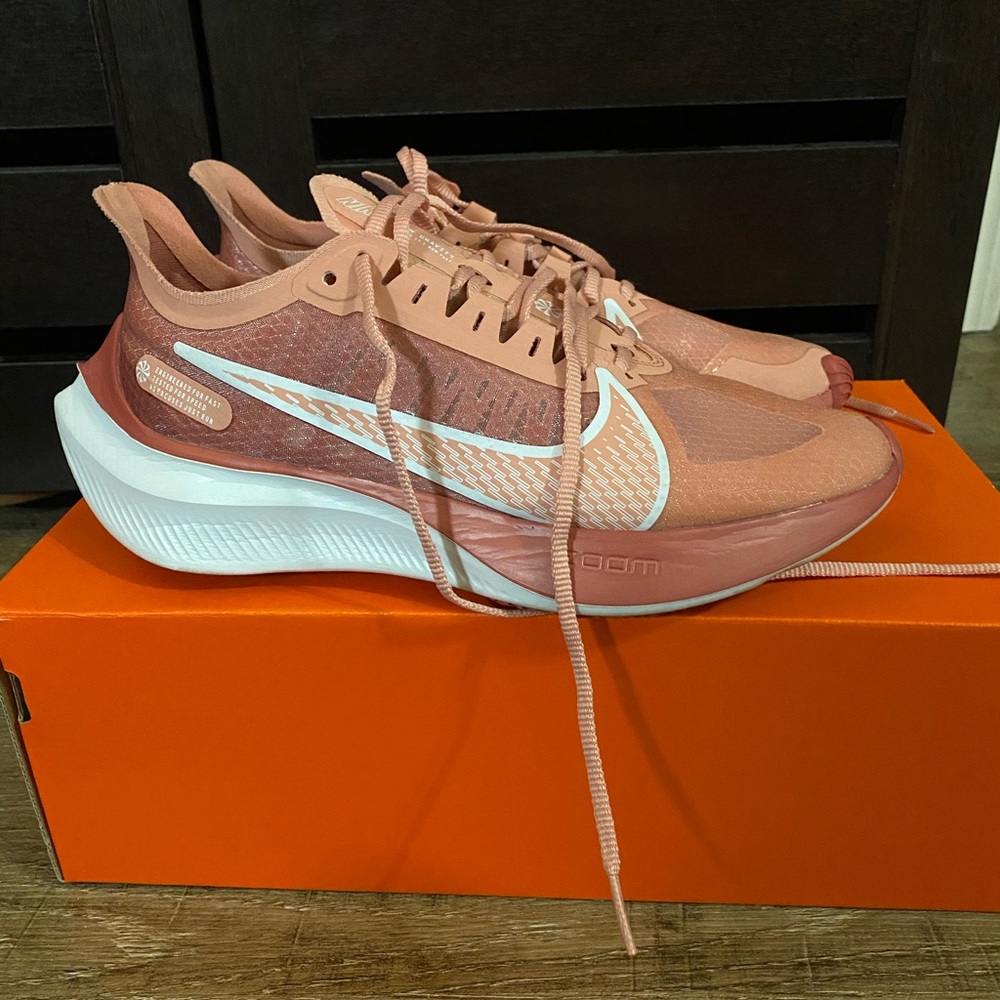 Nike Zoom Gravity